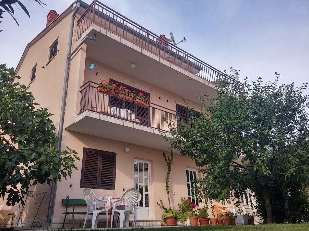 Apartments Katarina Нови-Винодолски Экстерьер фото